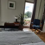 B&B Cedarblue 3*