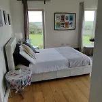 B&B Cedarblue 3*