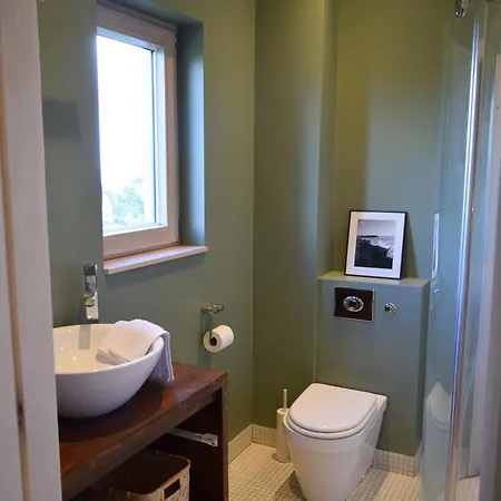 Cedarblue Bed and breakfast 3*